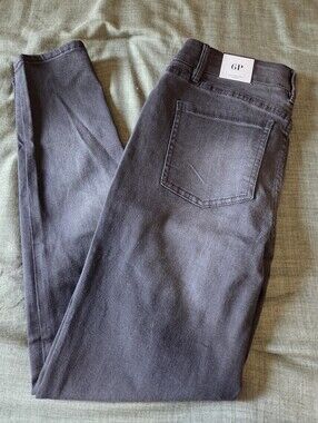 White House Black Market Jeans Size 6 Petite New With Tags